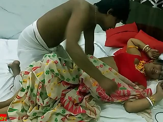 Indian beautiful hot Milf Bhabhi uncut hardcore sex ! New Hindi web sex